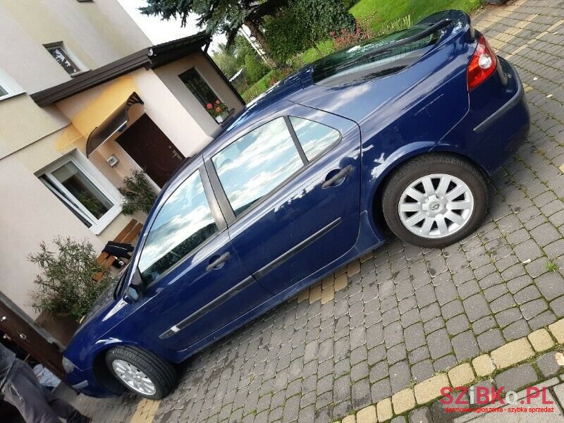 2008' Renault Laguna photo #2