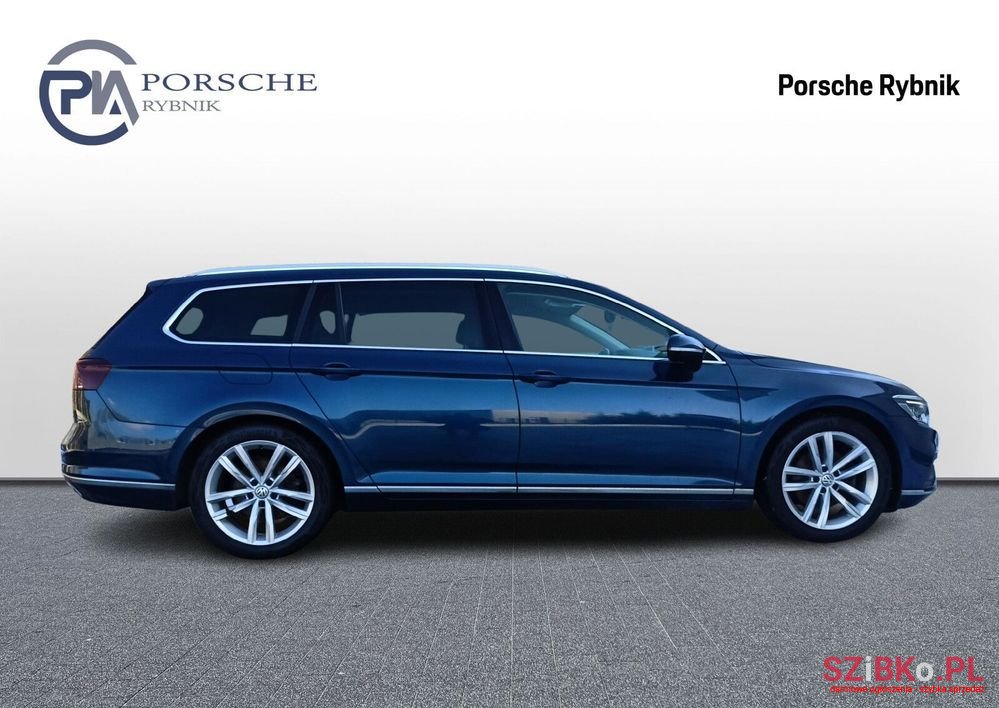 2019' Volkswagen Passat 2.0 Tdi Elegance Dsg photo #3