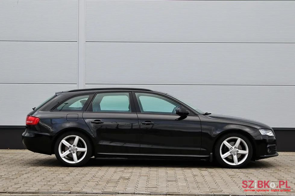 2012' Audi A4 photo #4