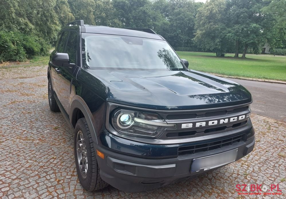 2022' Ford Bronco photo #3