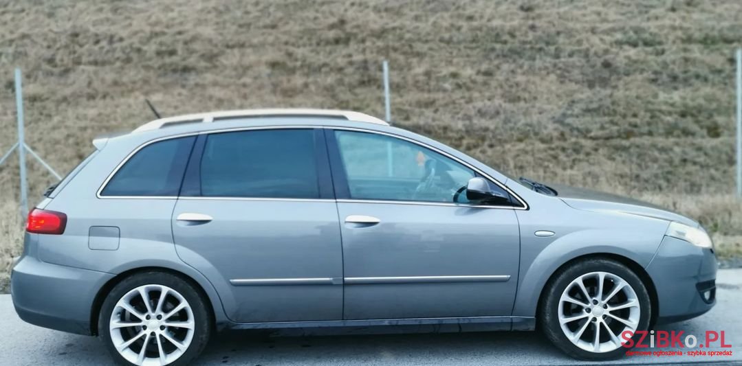 2008' Fiat Croma photo #4