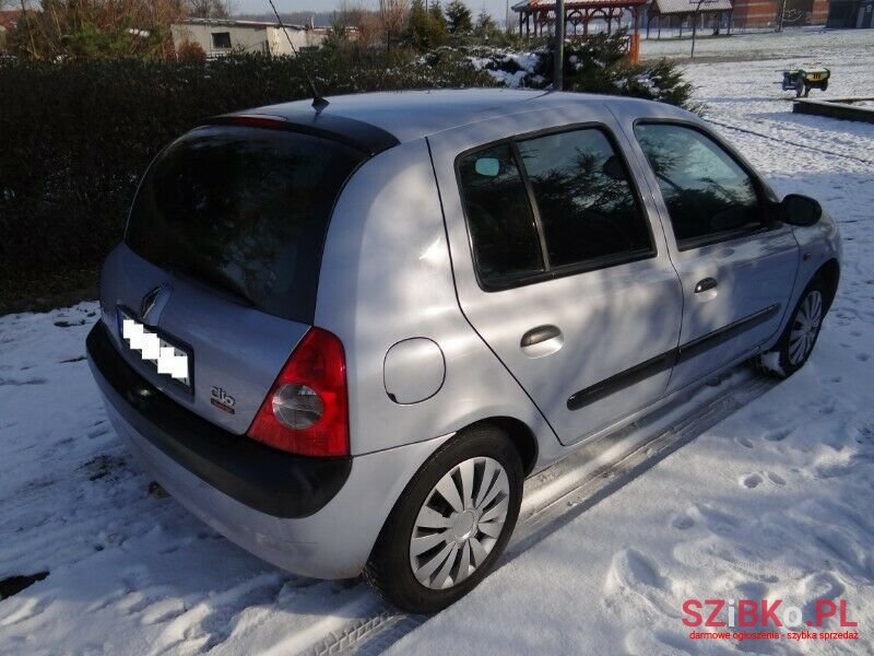 2004' Renault Clio photo #3