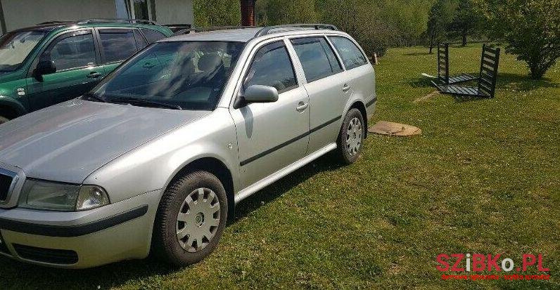 2007' Skoda Octavia photo #1