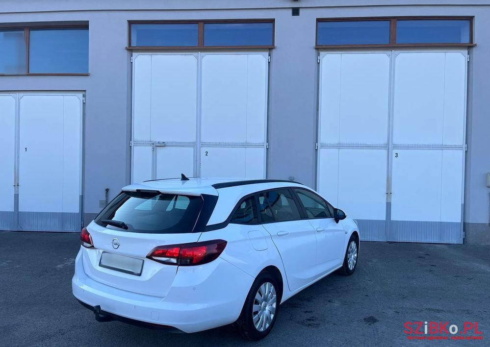 2018' Opel Astra V 1.6 Cdti Enjoy photo #5