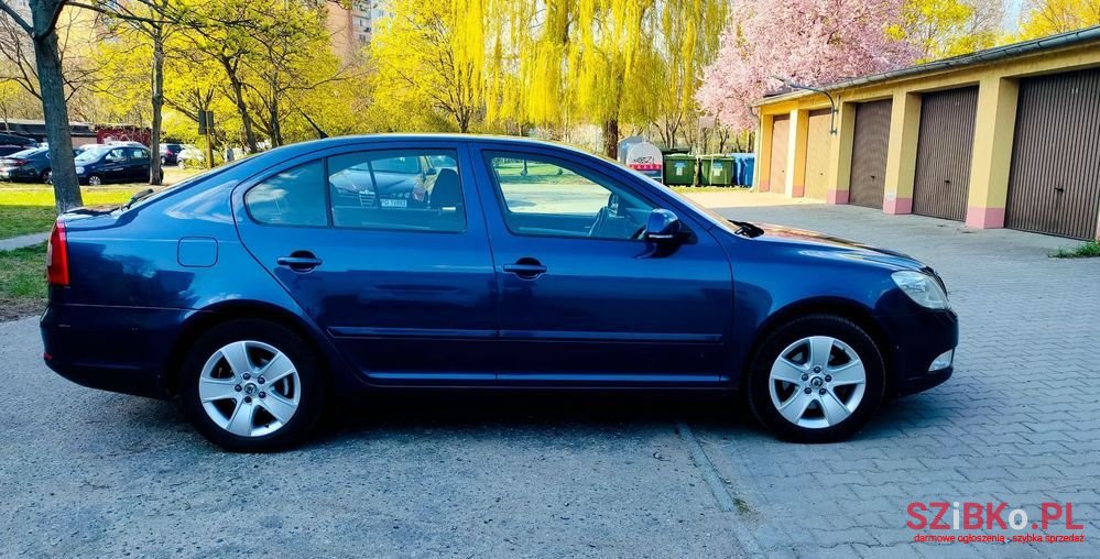 2009' Skoda Octavia 2.0 Tdi Ambiente photo #4