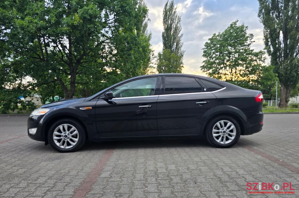 2009' Ford Mondeo 2.0 Ghia photo #3