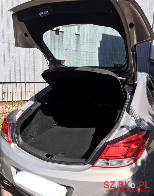 2012' Opel Insignia photo #4