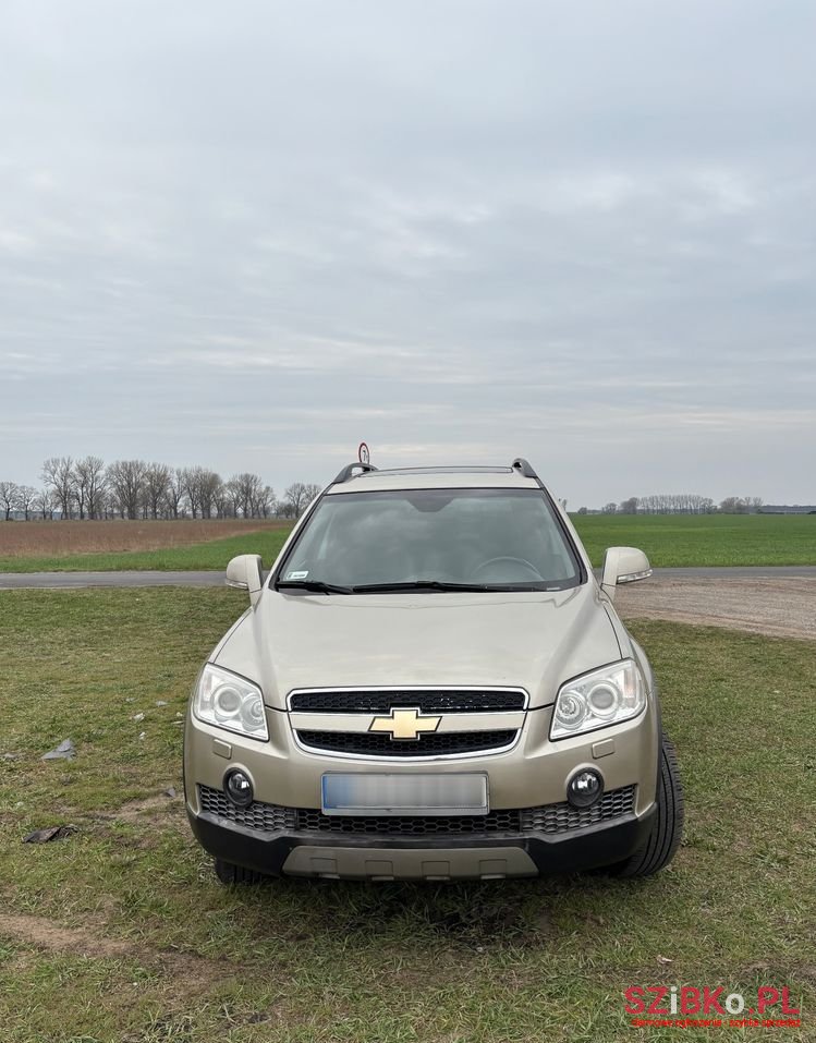 2007' Chevrolet Captiva photo #2