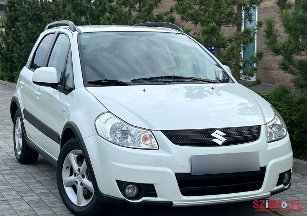 2008' Suzuki SX4 photo #1