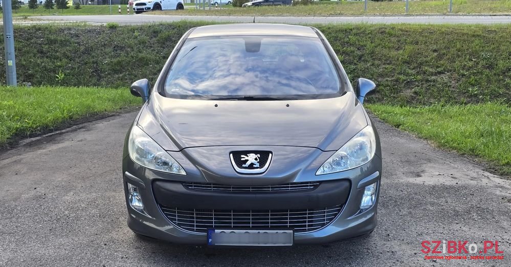 2008' Peugeot 308 photo #1