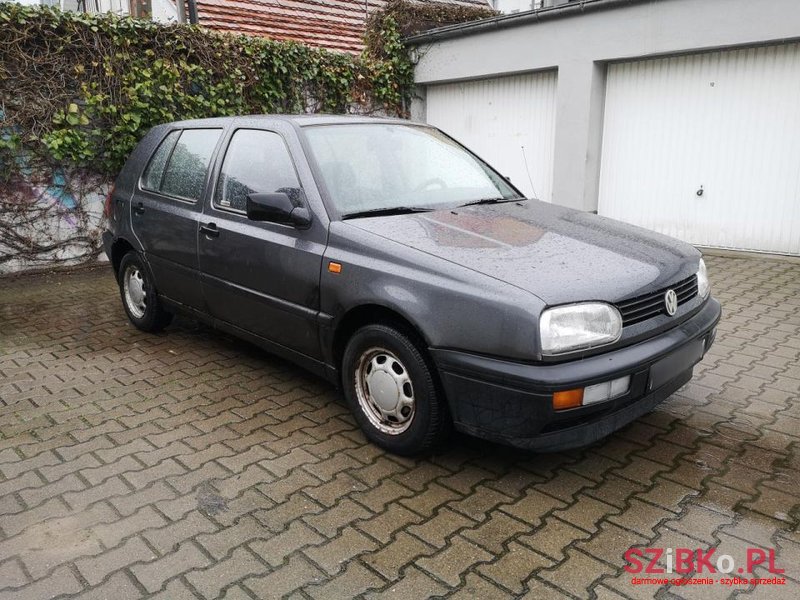 1992' Volkswagen Golf photo #3