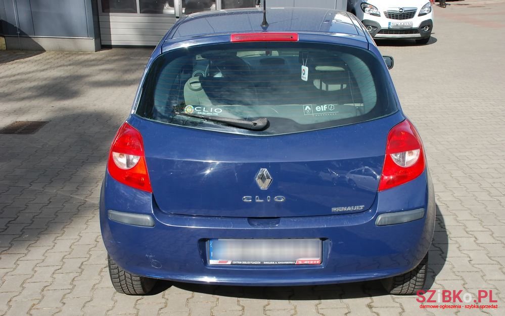 2006' Renault Clio photo #6