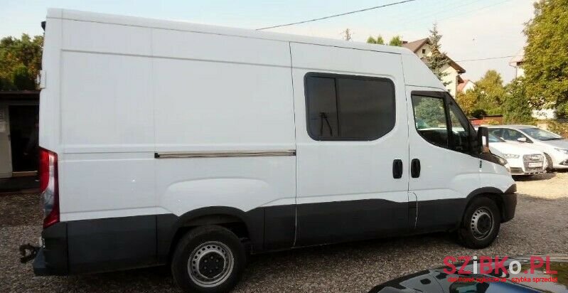 2018' Iveco Daily photo #2