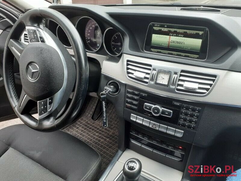2014' Mercedes-Benz Klasa E photo #5