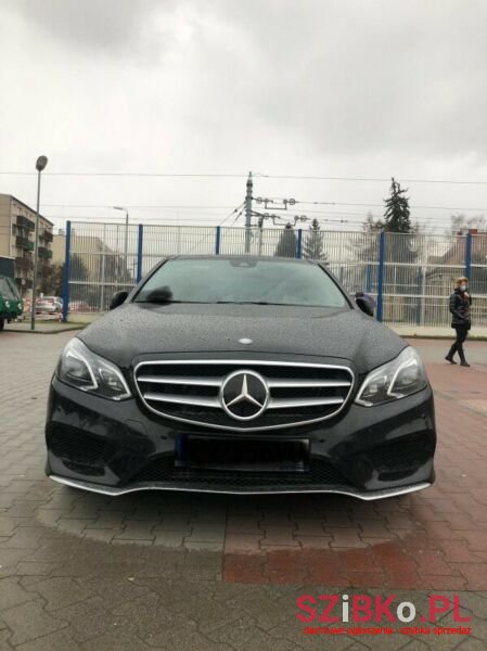 2015' Mercedes-Benz Klasa E photo #2