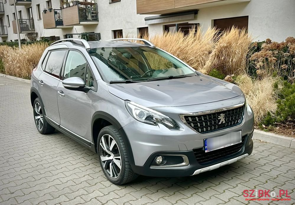 2019' Peugeot 2008 photo #1