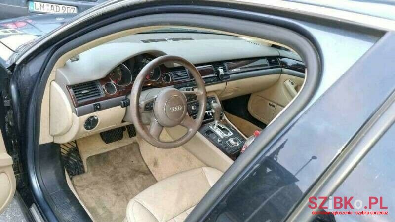 2005' Audi A8 photo #6