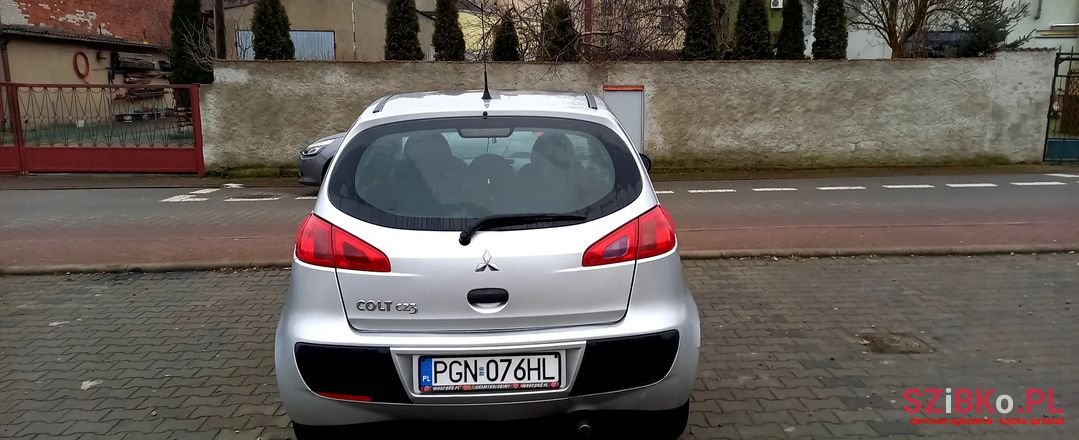 2006' Mitsubishi Colt photo #5
