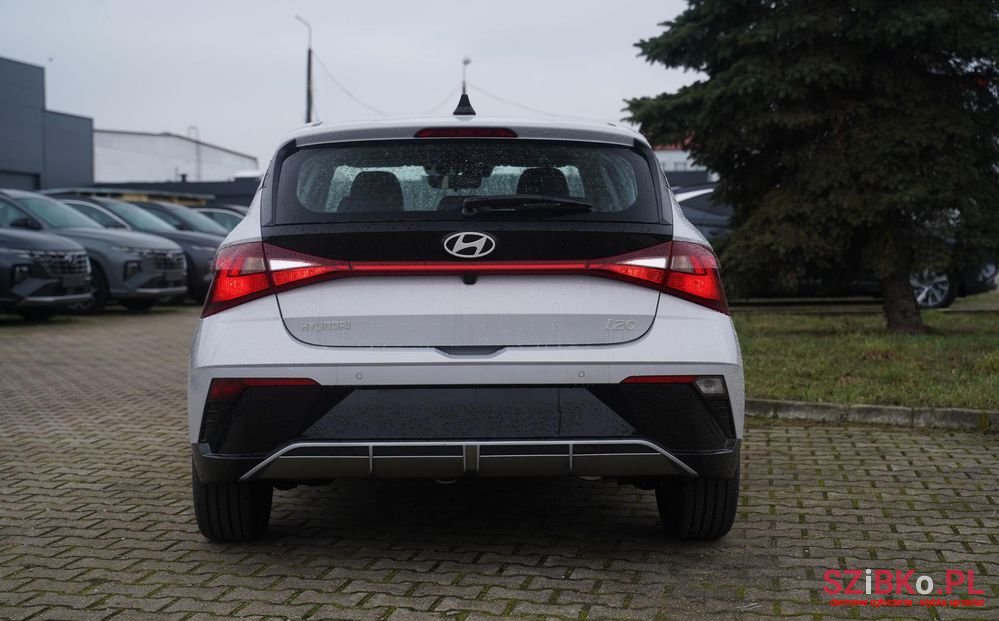 2023' Hyundai i20 photo #4