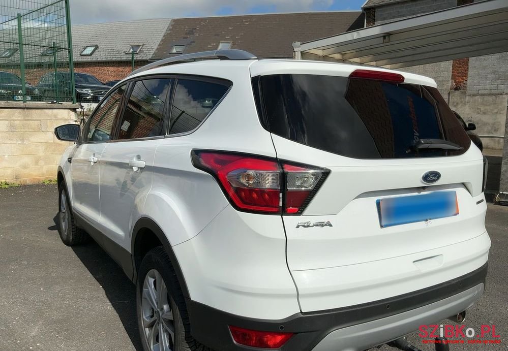 2020' Ford Kuga photo #5