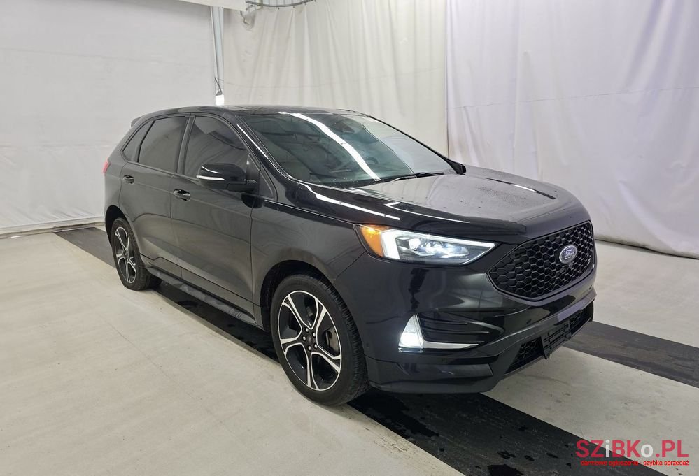 2022' Ford Edge photo #2