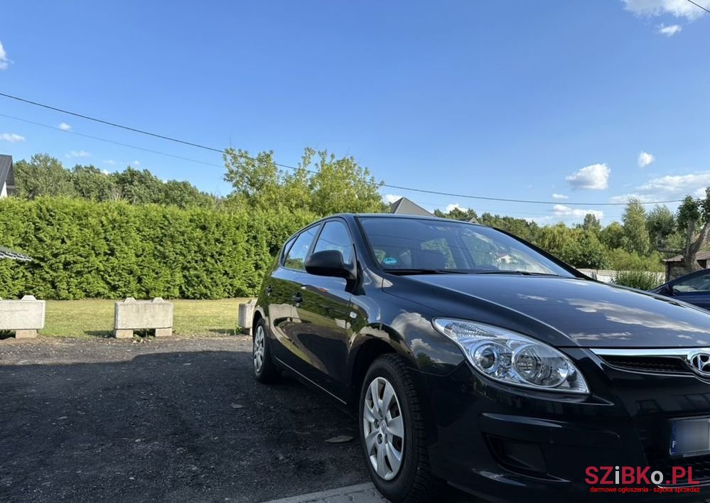 2008' Hyundai i30 photo #2