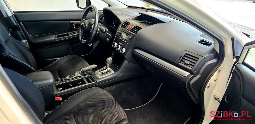 2014' Subaru XV photo #6
