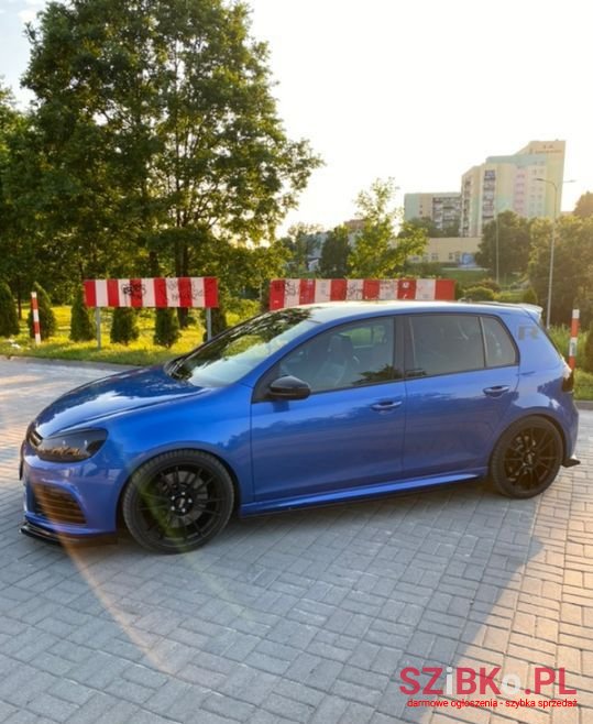 2011' Volkswagen Golf photo #3