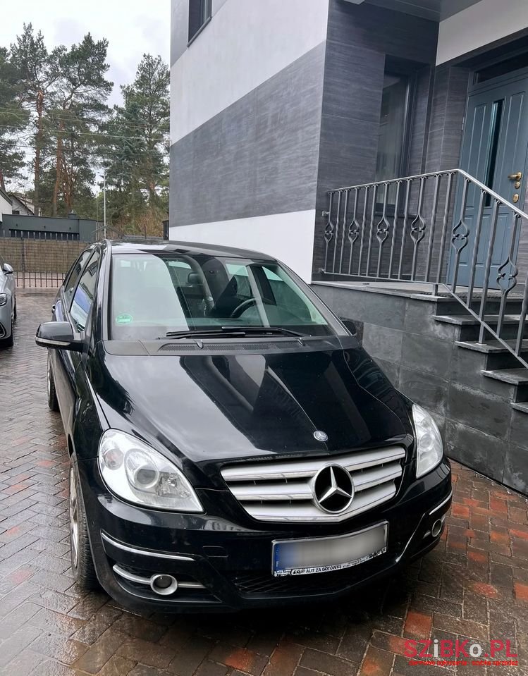 2010' Mercedes-Benz B-Class photo #1