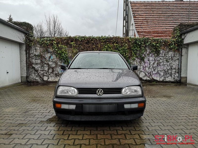 1992' Volkswagen Golf photo #1