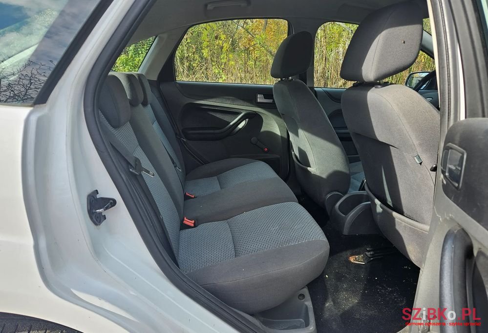 2006' Ford Focus 1.6 Comfort photo #5