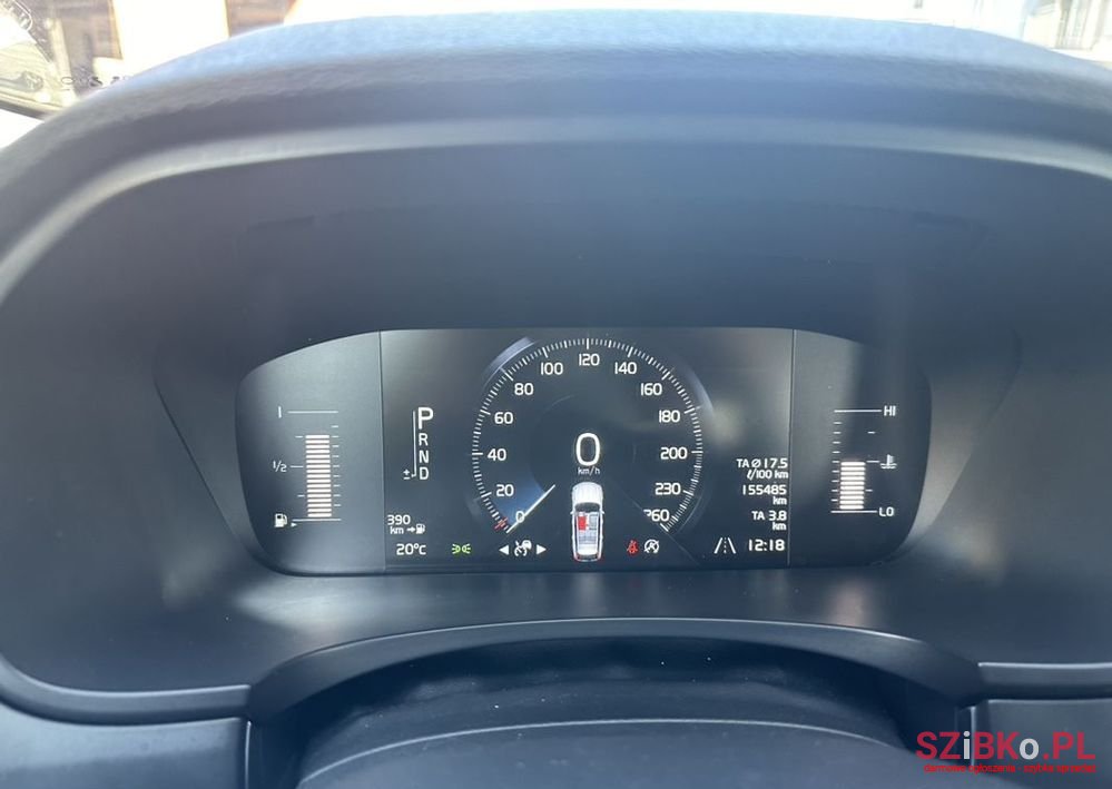 2017' Volvo V90 photo #2