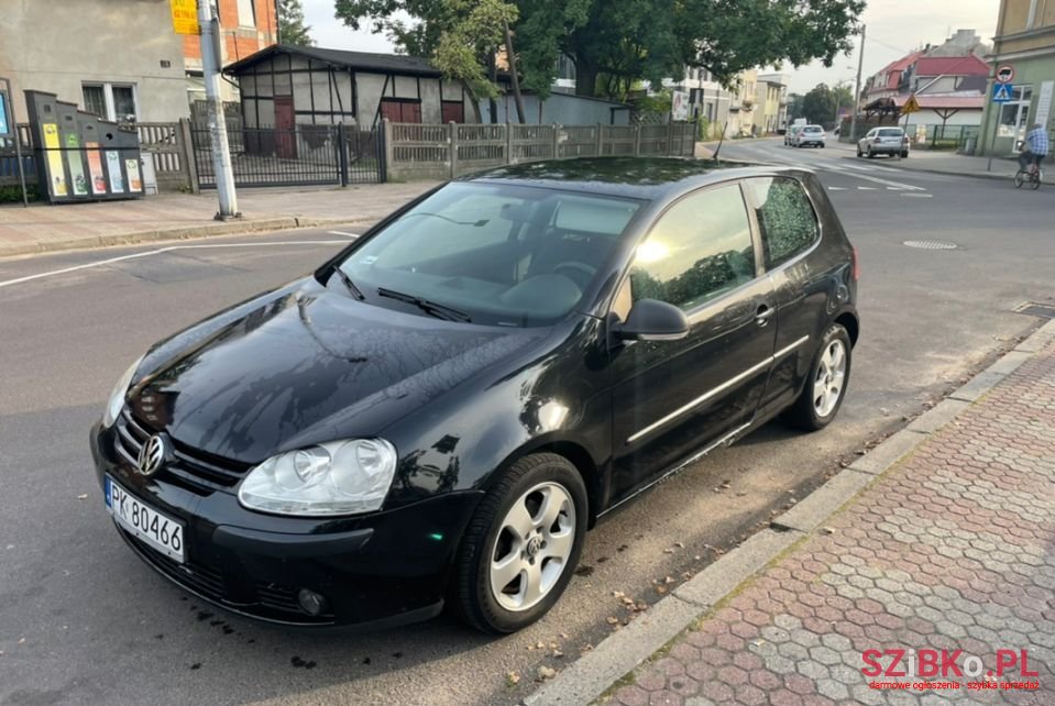 2007' Volkswagen Golf photo #1