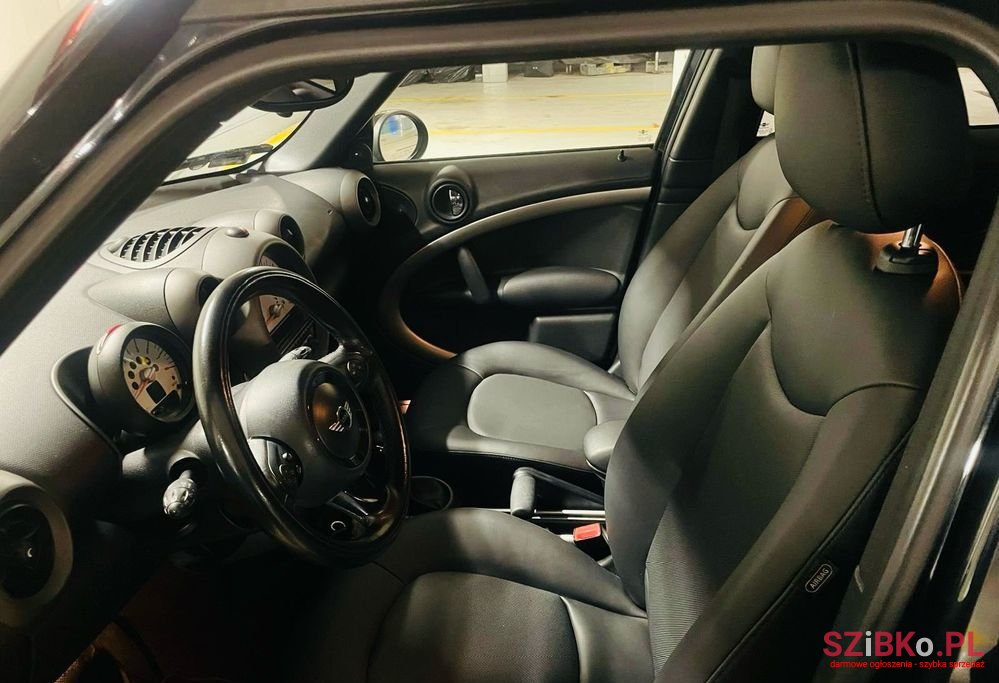 2011' MINI Countryman photo #5