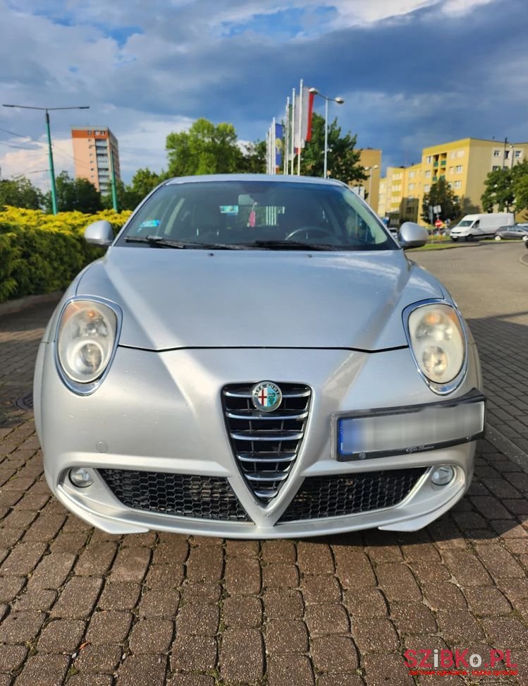 2009' Alfa Romeo MiTo photo #2