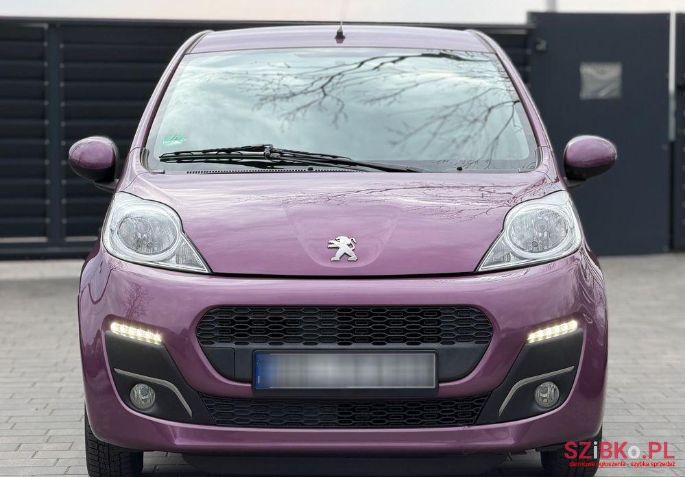 2013' Peugeot 107 photo #6