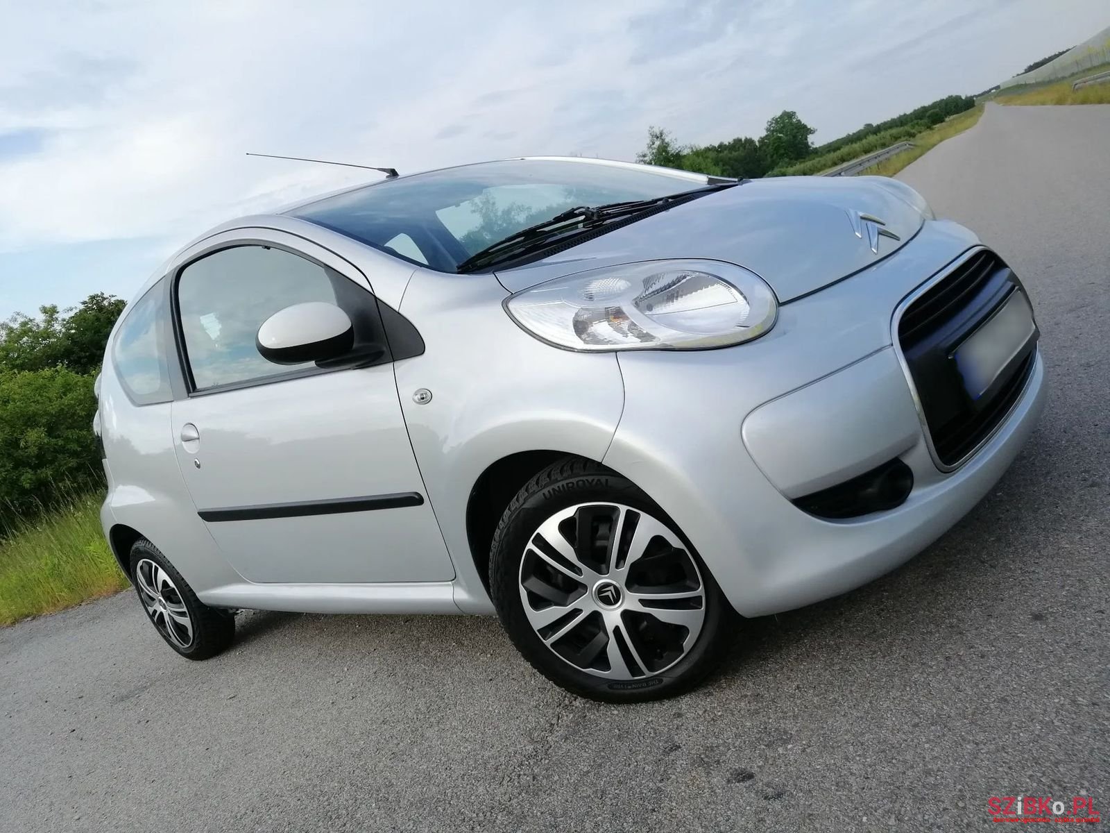 2011' Citroen C1 photo #4