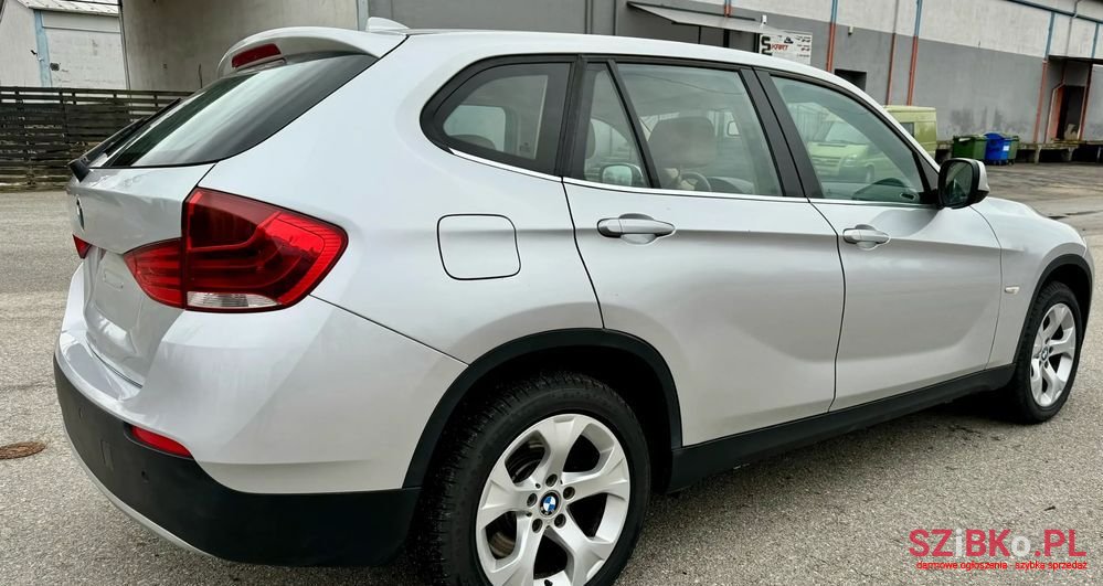 2010' BMW X1 Xdrive28I photo #4
