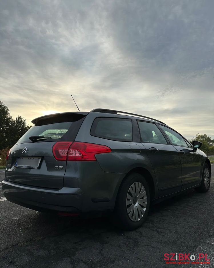 2010' Citroen C5 photo #4