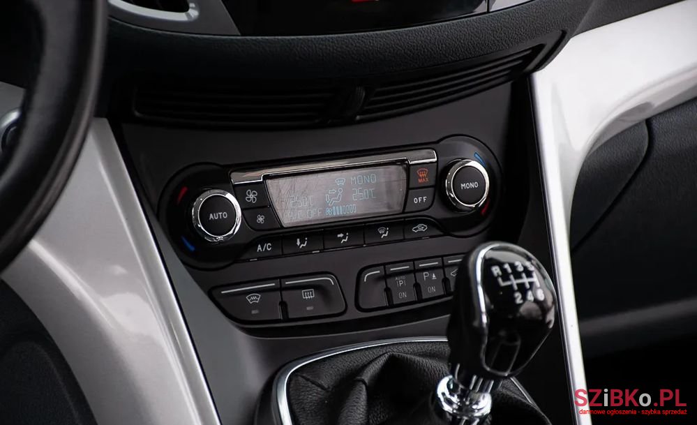 2010' Ford C-MAX 1.6 Tdci Titanium photo #5