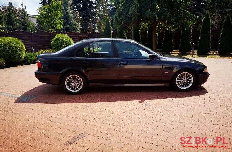 1999' BMW 520 photo #1