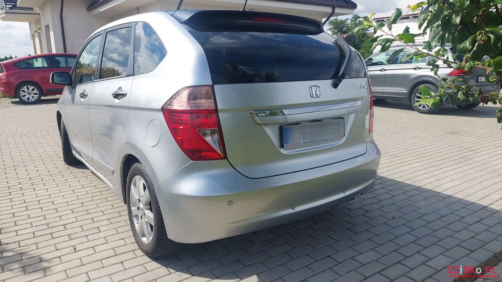 2007' Honda FR-V photo #6