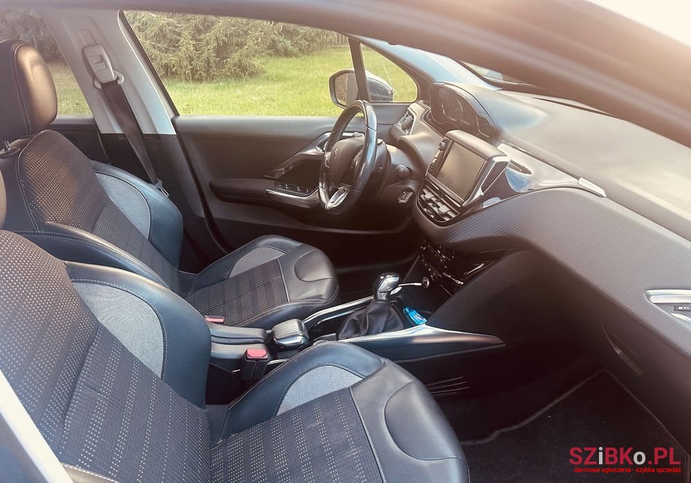 2014' Peugeot 2008 1.6 Vti Allure photo #4