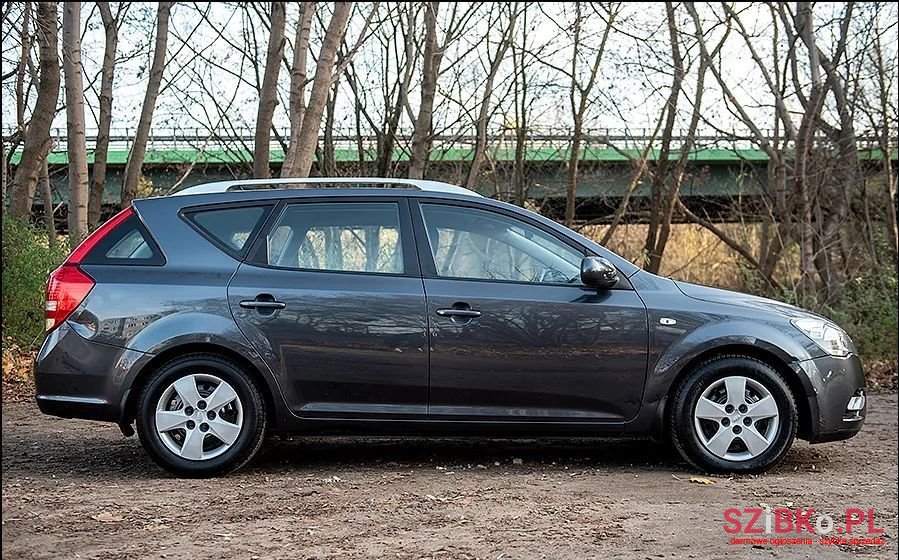 2010' Kia Ceed photo #5