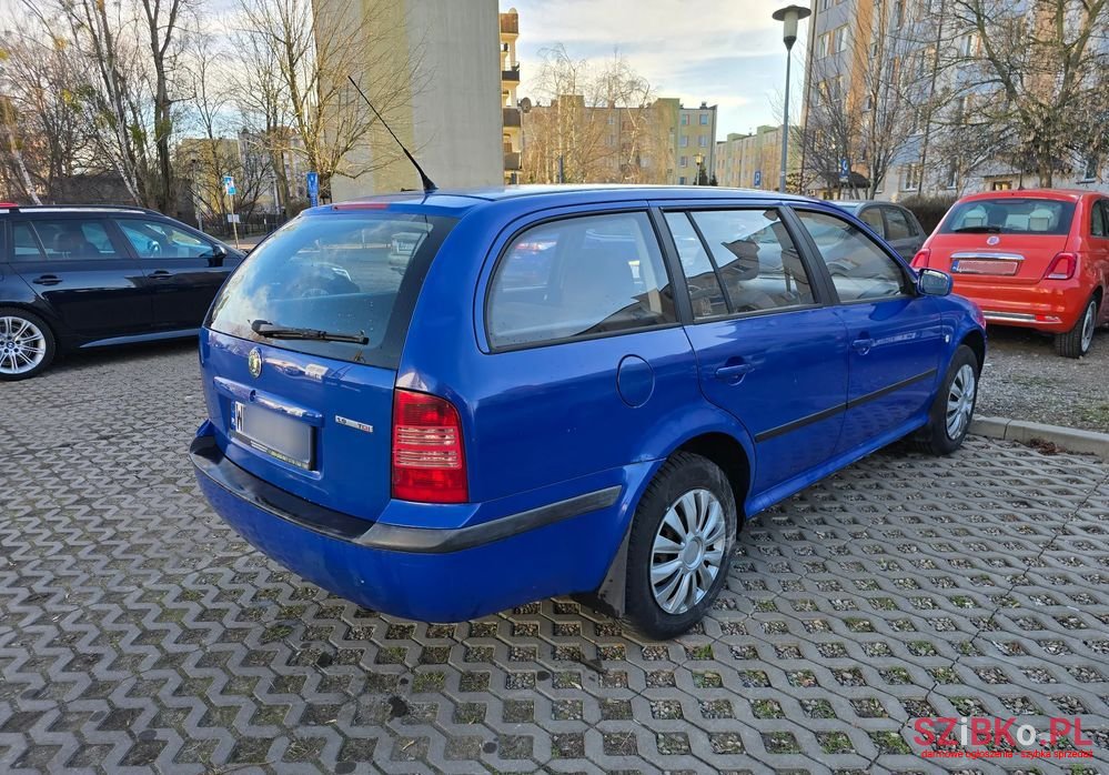 2004' Skoda Octavia 1.9 Tdi Tour photo #4