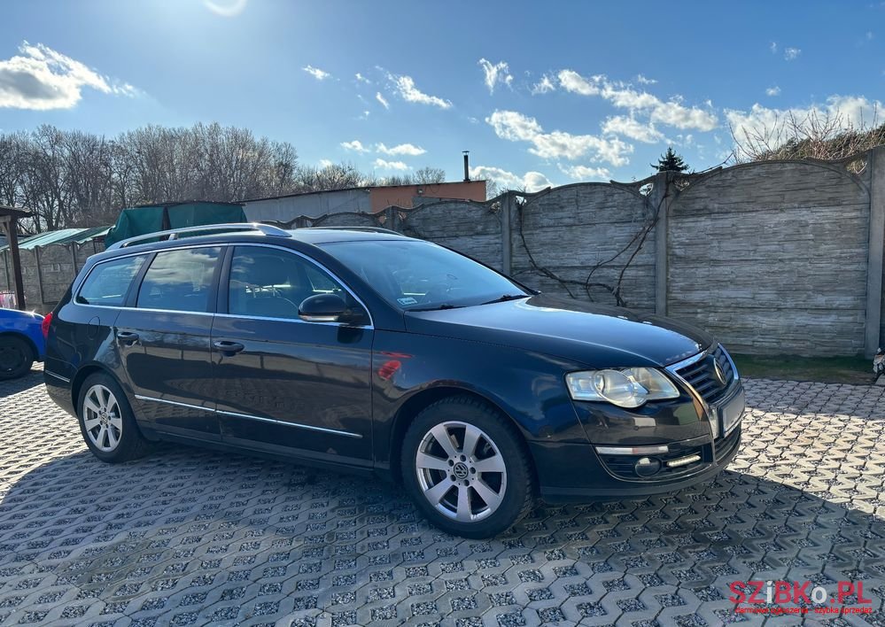 2006' Volkswagen Passat photo #2
