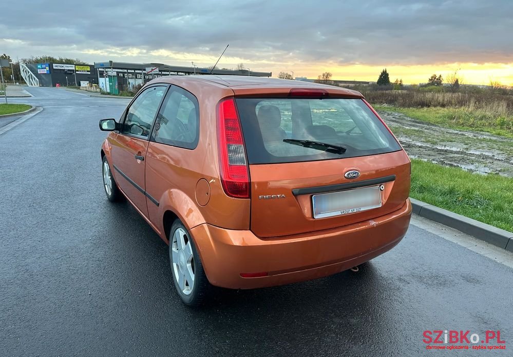 2003' Ford Fiesta 1.4 Ambiente photo #3