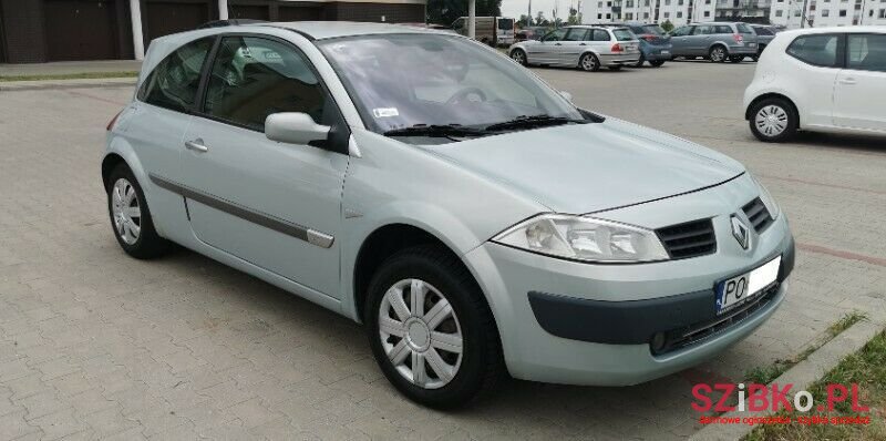 2003' Renault Megane photo #1