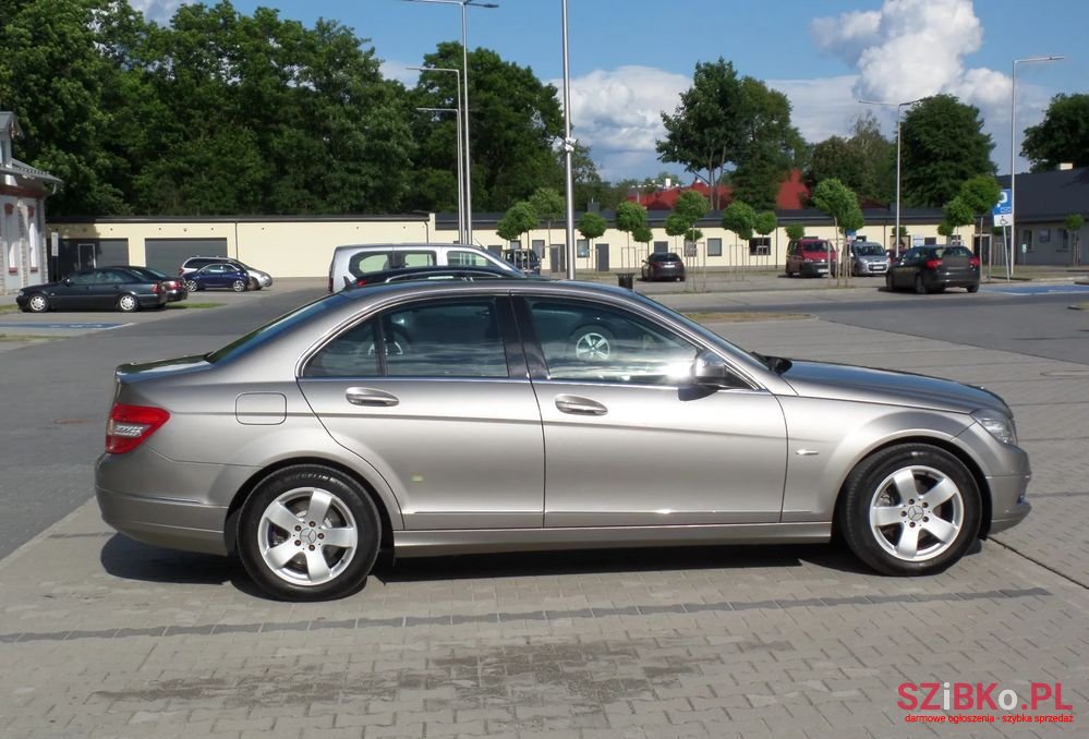 2007' Mercedes-Benz C-Class 220 Cdi Elegance photo #4