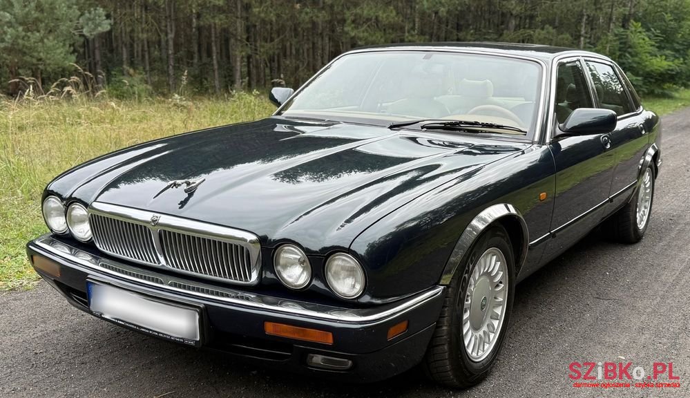 1995' Jaguar XJ photo #1